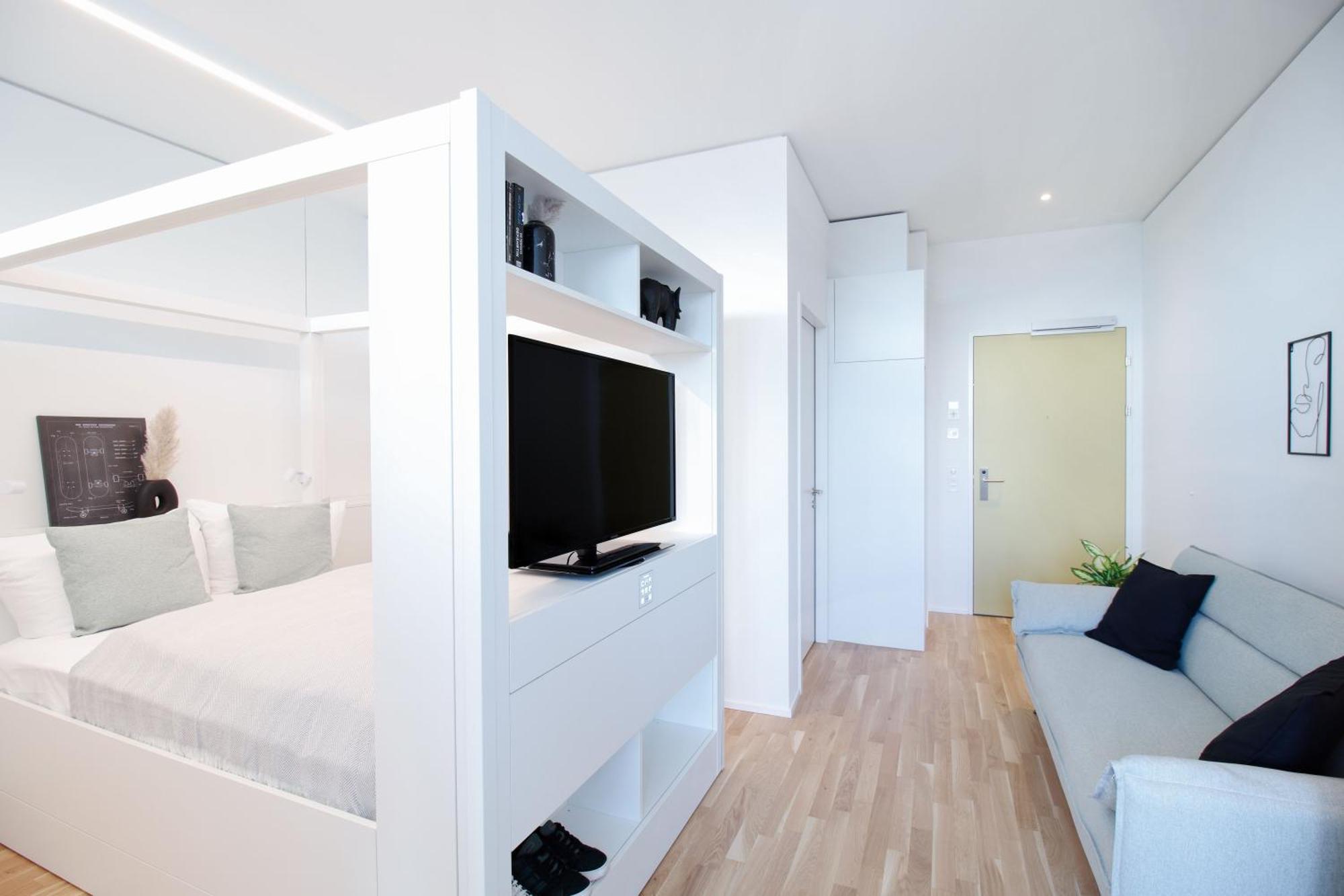 Loewe Apartments Am Rheinfall Neuhausen Am Rheinfall Eksteriør billede