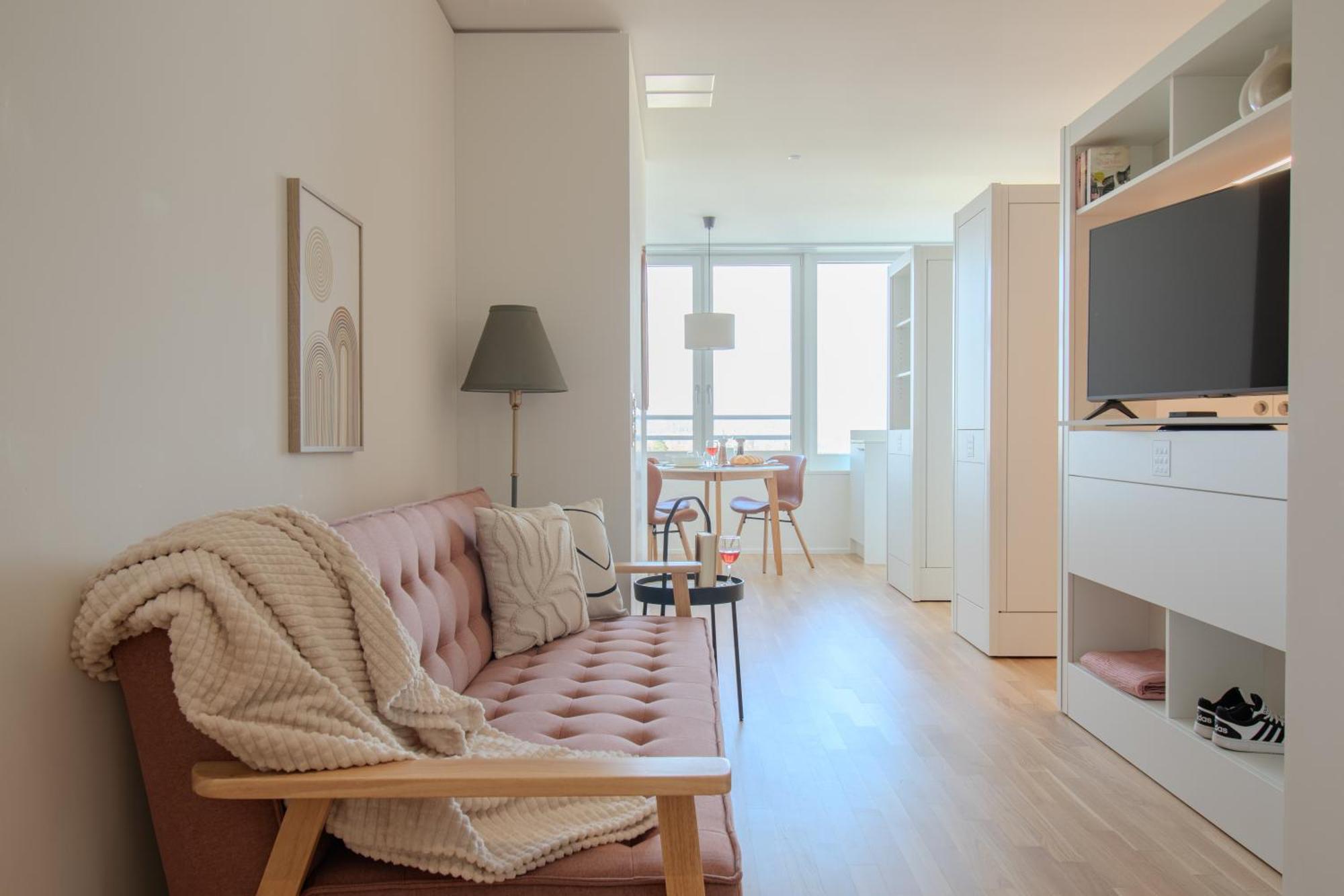 Loewe Apartments Am Rheinfall Neuhausen Am Rheinfall Eksteriør billede